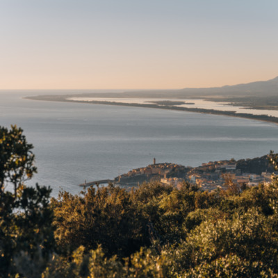 Vue sur Bastia au lever de soleil depuis Ville di Pietrabugno