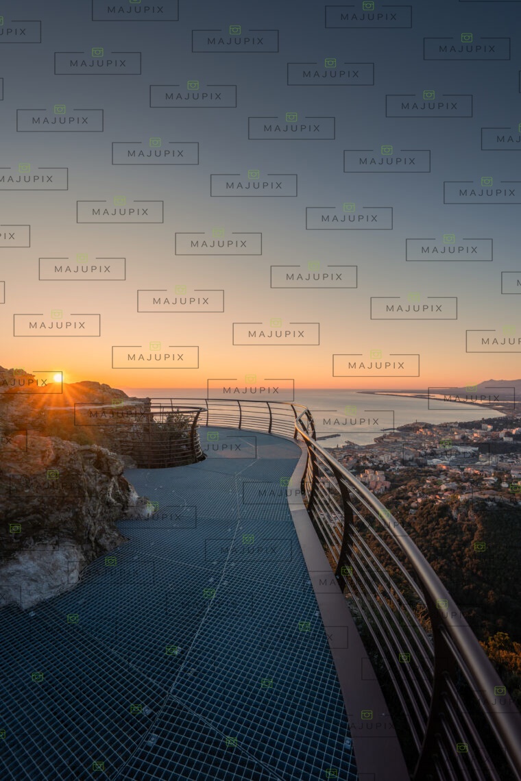 Lever de soleil depuis Ville di Pietrabugno