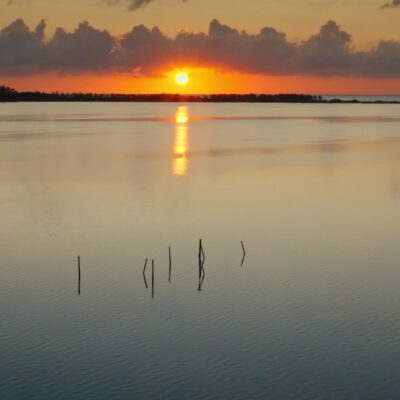 Lever de soleil à l'étang d'Urbinu
