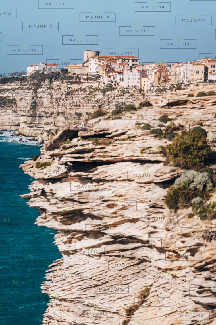 Tempête sur les falaises de Bonifacio