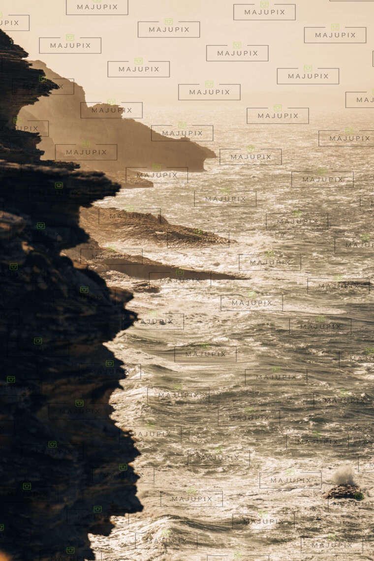 Tempête sur les falaises de Bonifacio