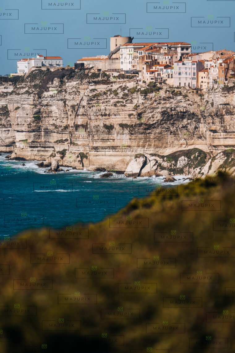 Tempête sur les falaises de Bonifacio