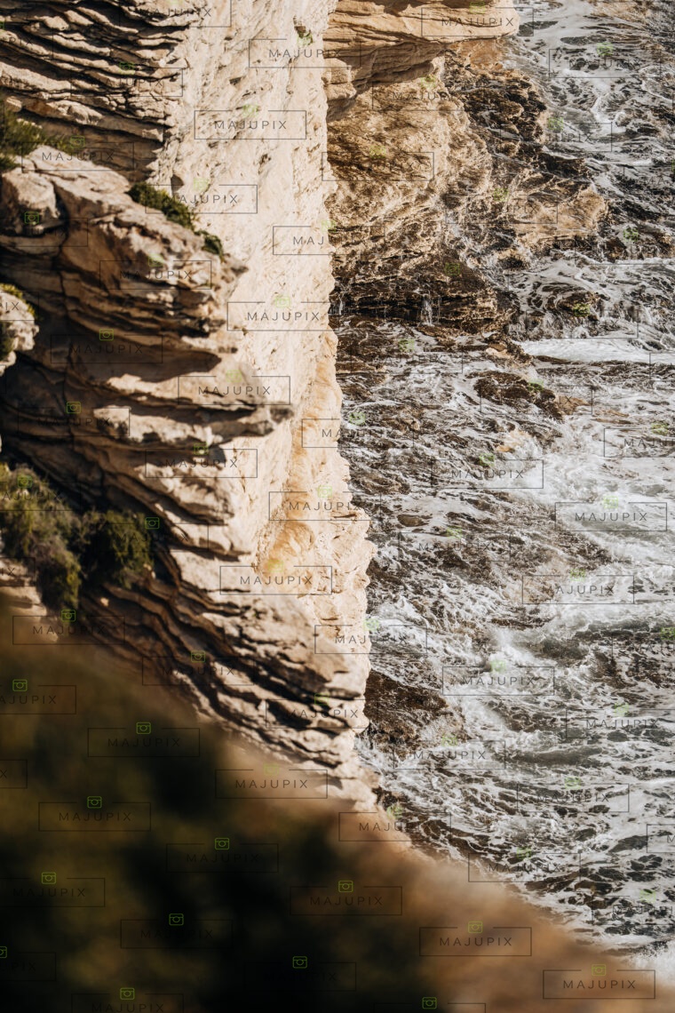 Tempête sur les falaises de Bonifacio