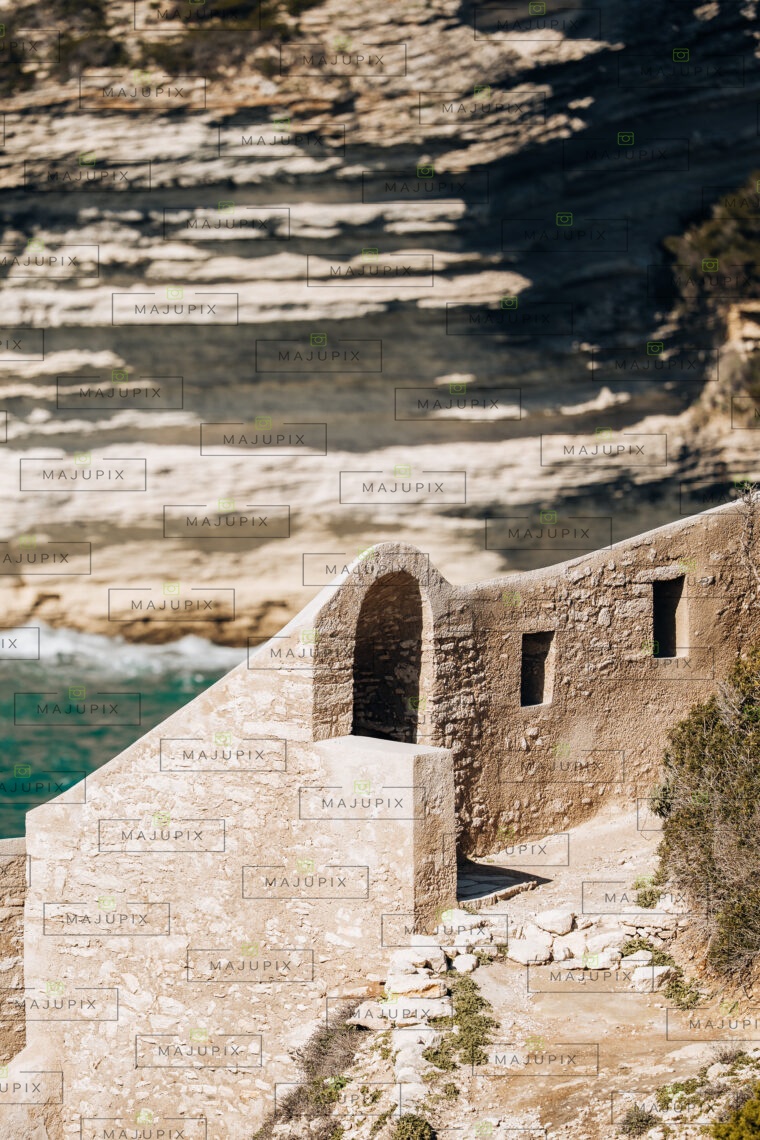 Le chemin de ronde à Bonifacio