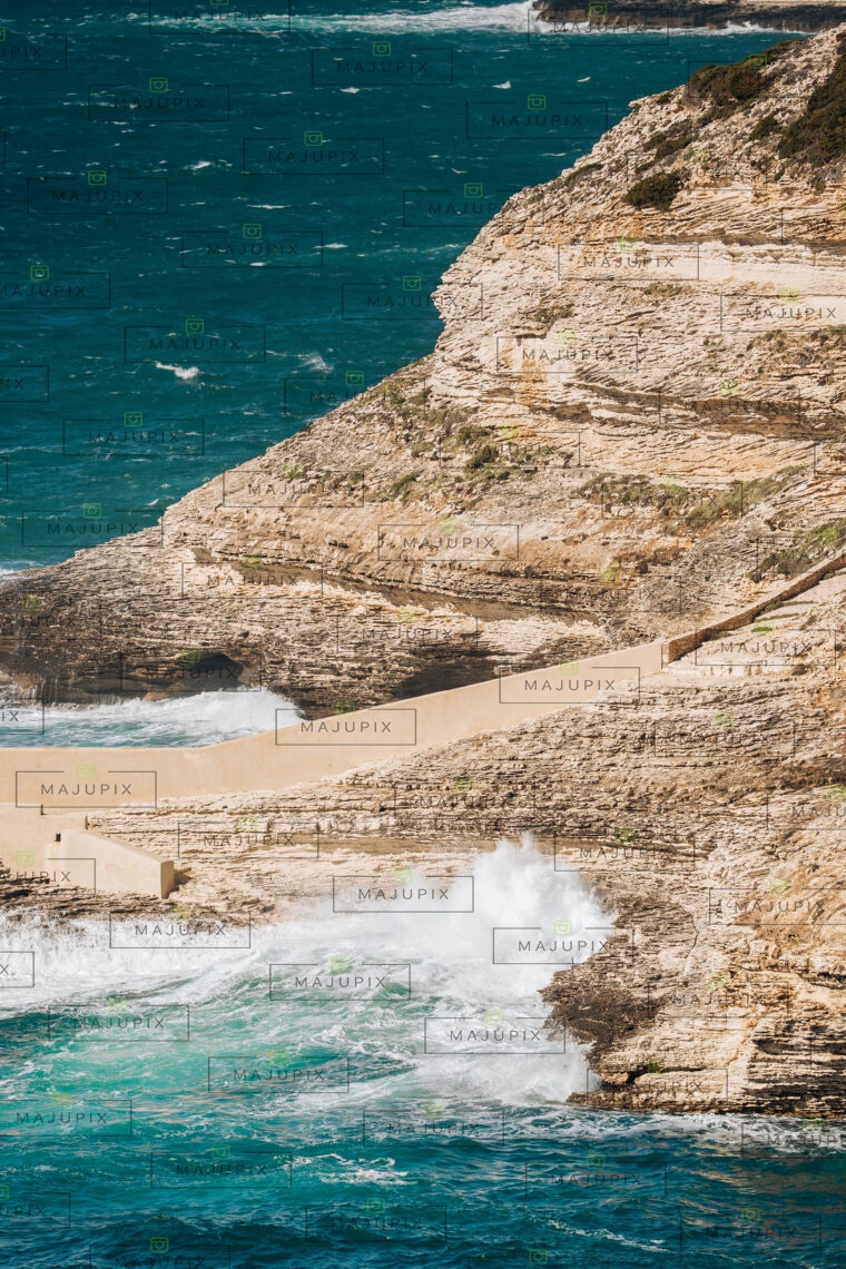 Tempête sur les falaises de Bonifacio