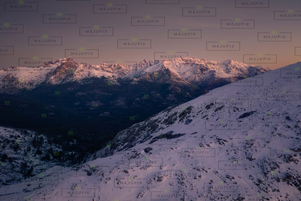 La Paglia Orba au lever de soleil depuis le lac de Ninu