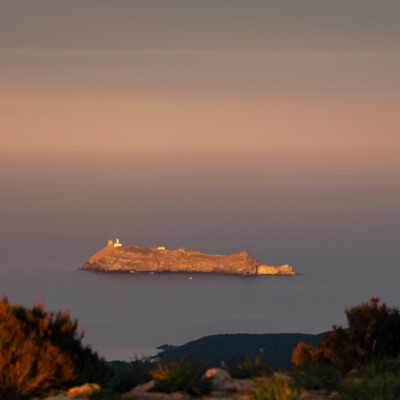 Ile de la Giraglia au coucher de soleil depuis le Moulin Mattei