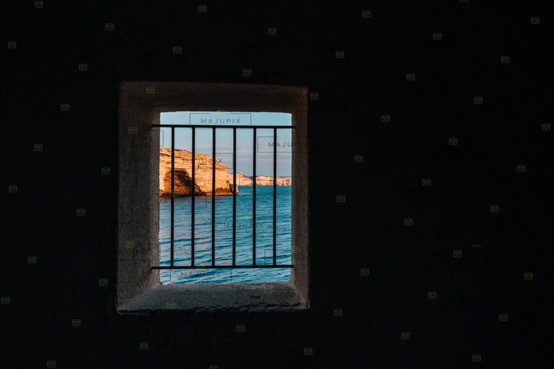 Les falaises de Bonifacio depuis le phare de la Madonetta