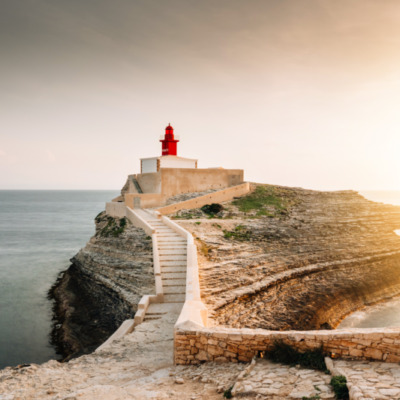 Phare de la Madonetta à Bonifacio au coucher de soleil