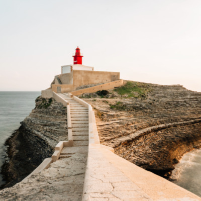 Phare de la Madonetta à Bonifacio au coucher de soleil