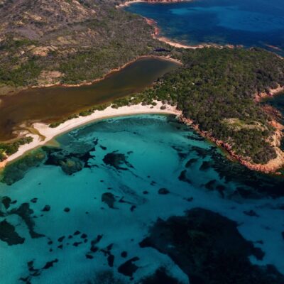 Baie de Rondinara à Bonifacio