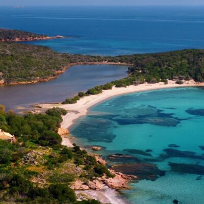 Baie de Rondinara à Bonifacio