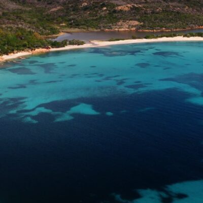 Baie de Rondinara à Bonifacio