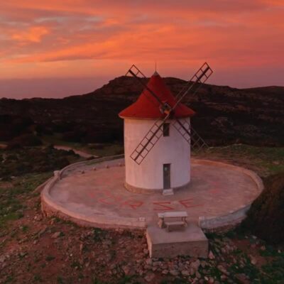 Le Moulin Mattei au coucher de soleil