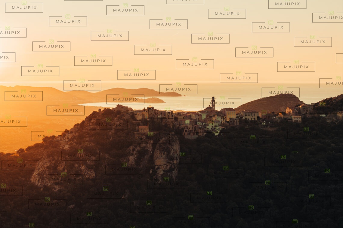 Montemaggiore au coucher de soleil