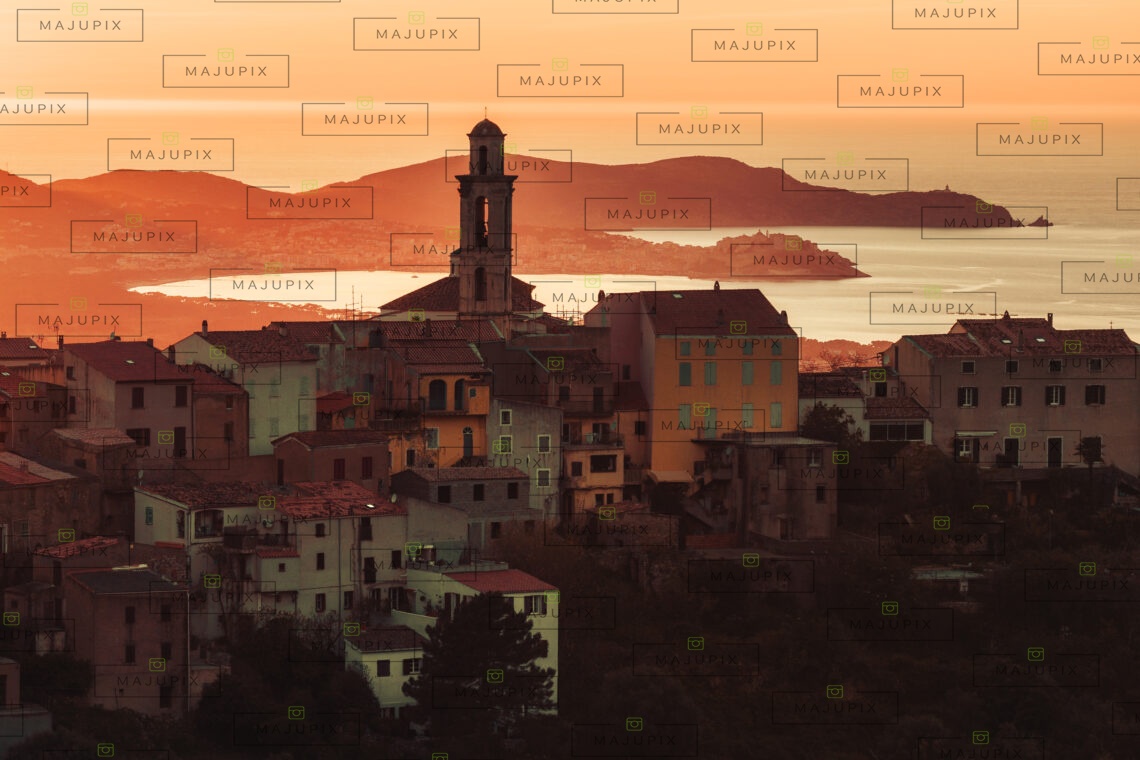 Montemaggiore au coucher de soleil