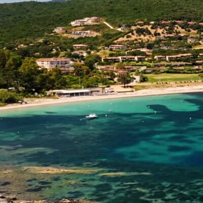Plage de Favona