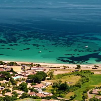 Plage de Favona