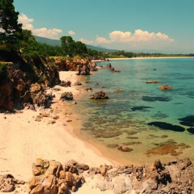 Plage et crique à Solenzara